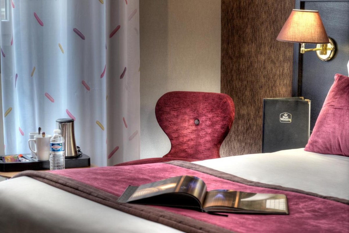 BW PLUS NICE COSY HOTEL photo 2