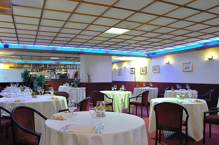PINETA PALACE photo 4