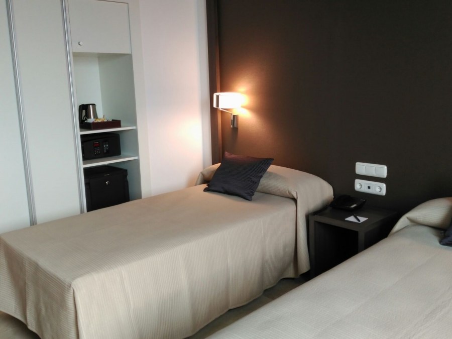 EXPO HOTEL VALENCIA photo 2