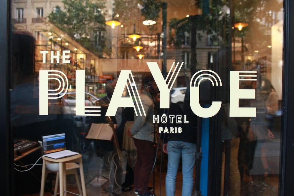 The Playce Hotel & Bar by Happyculture photo 3