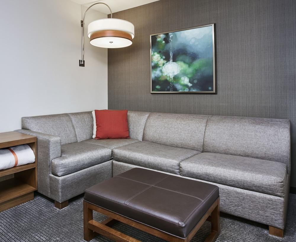 HYATT PLACE CHICAGO/RIVER NORTH photo 2