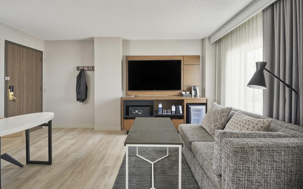 Hyatt Regency Deerfield photo 2