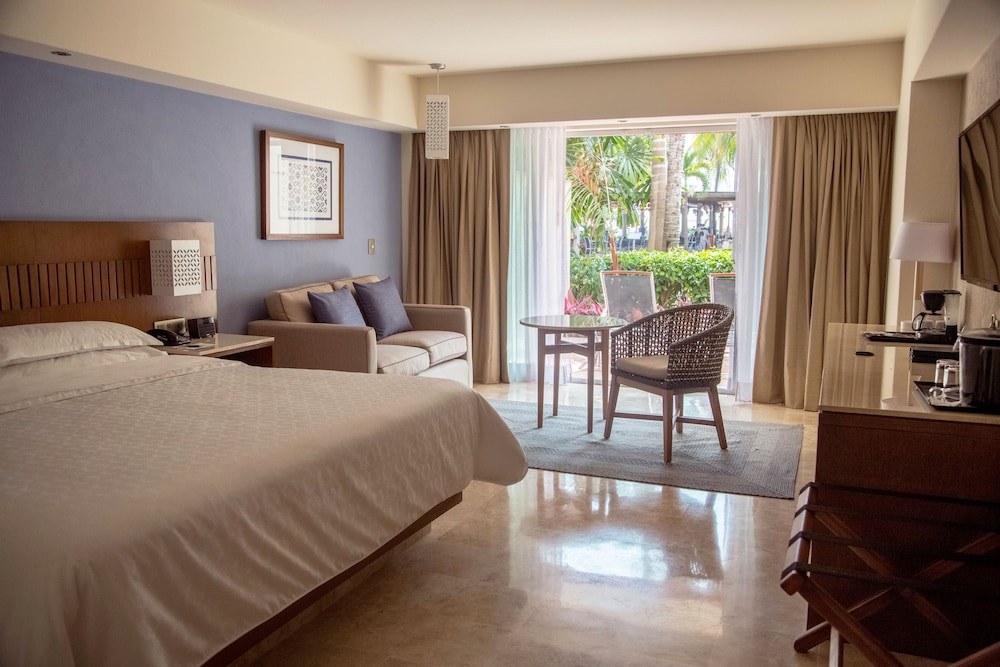 SHERATON BUGANVILIAS photo 3