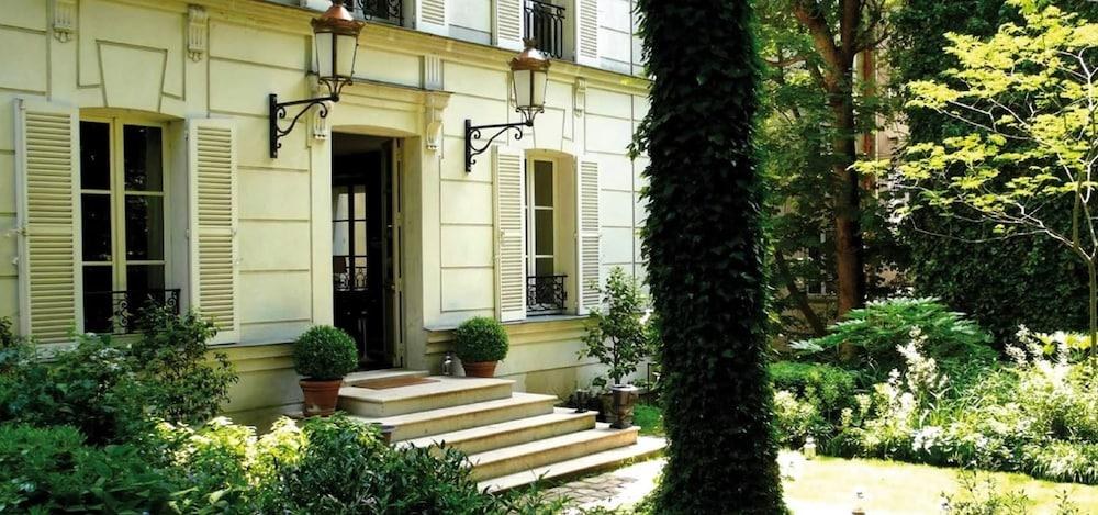 HOTEL PARTICULIER MONTMARTRE photo 2