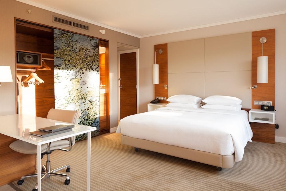 Hilton Barcelona photo 3