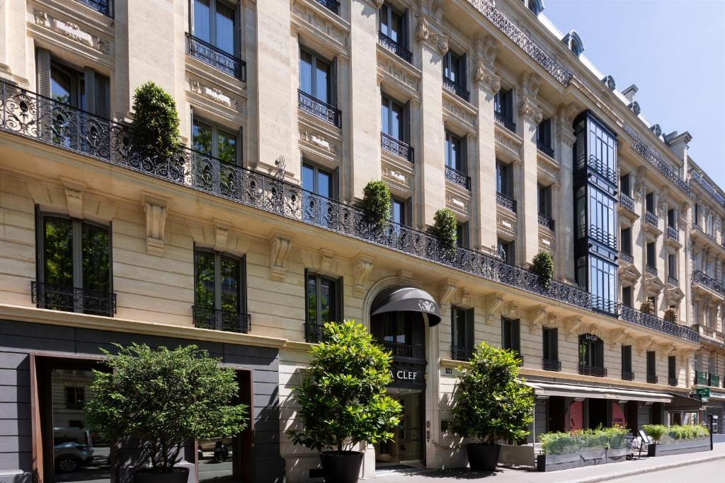 Hotels in Paris