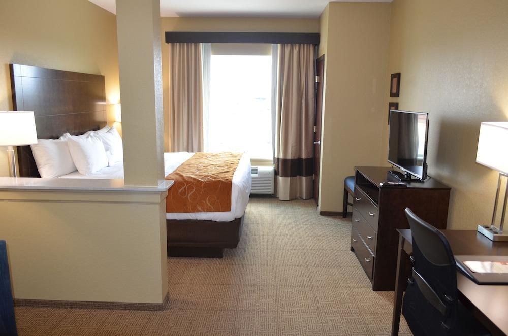COMFORT SUITES NORTHWEST - CY - FAIR photo 2