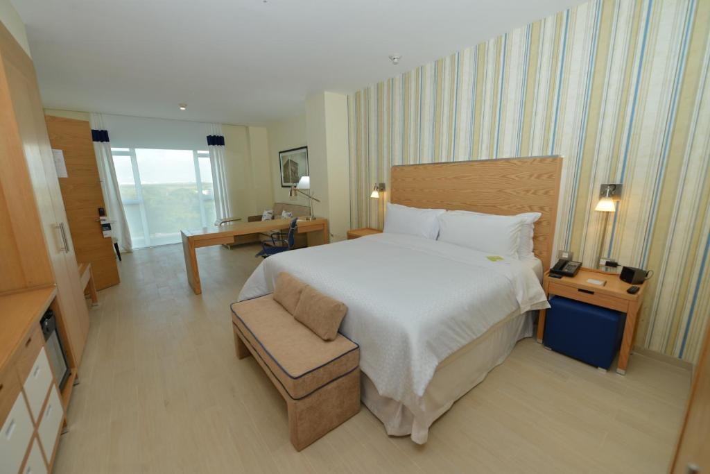 FOUR POINTS BY SHERATON CANCUN CENTRO photo 2