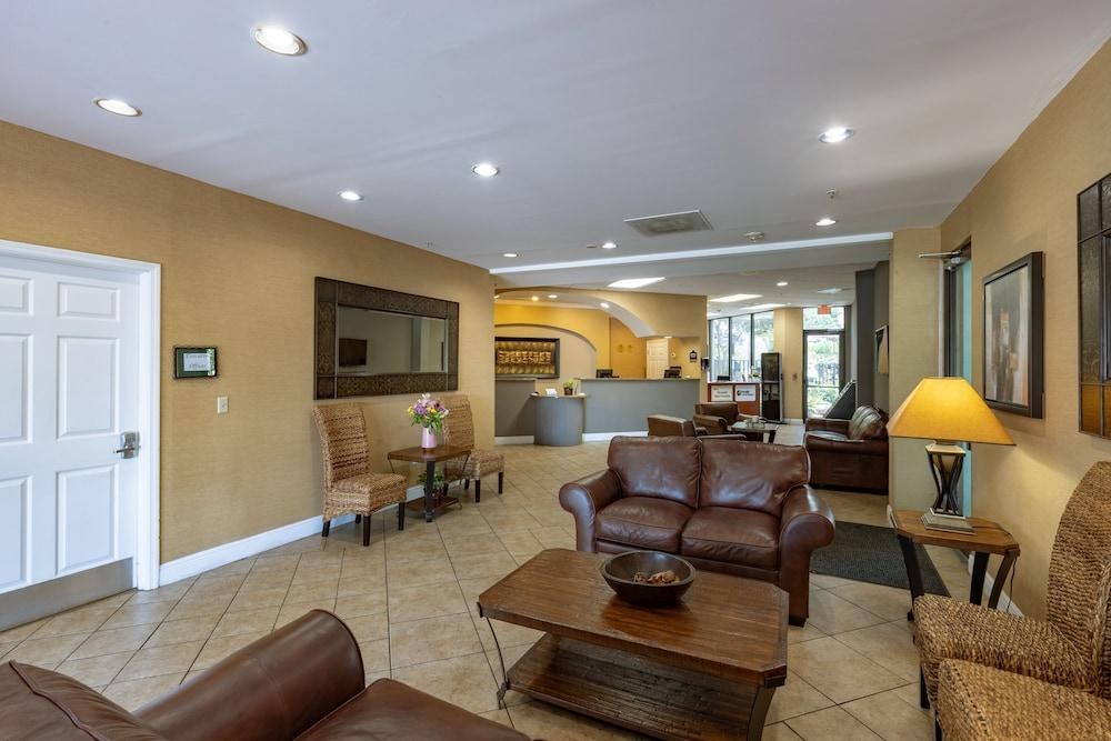 THE ENCLAVE HOTEL & SUITES