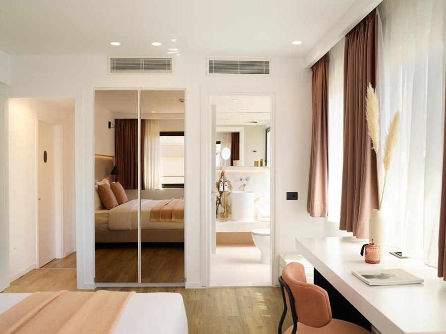 THE MARBLOUS ATHENS HOTEL photo 2