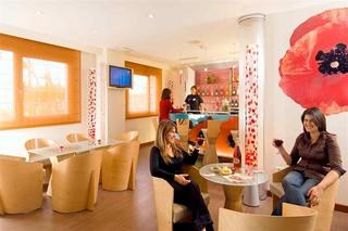 IBIS MALAGA AVENIDA VELAZQUEZ photo 1