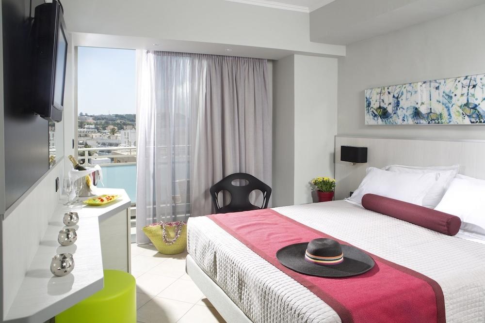 AQUAMARE HOTEL photo 4