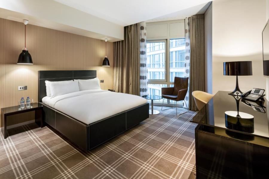 RADISSON BLU EDWARDIAN NEW PROVIDENCE WHARF