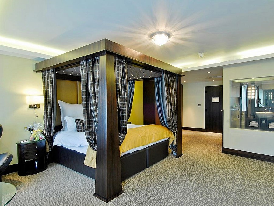 THE MONTCALM LONDON MARBLE ARCH