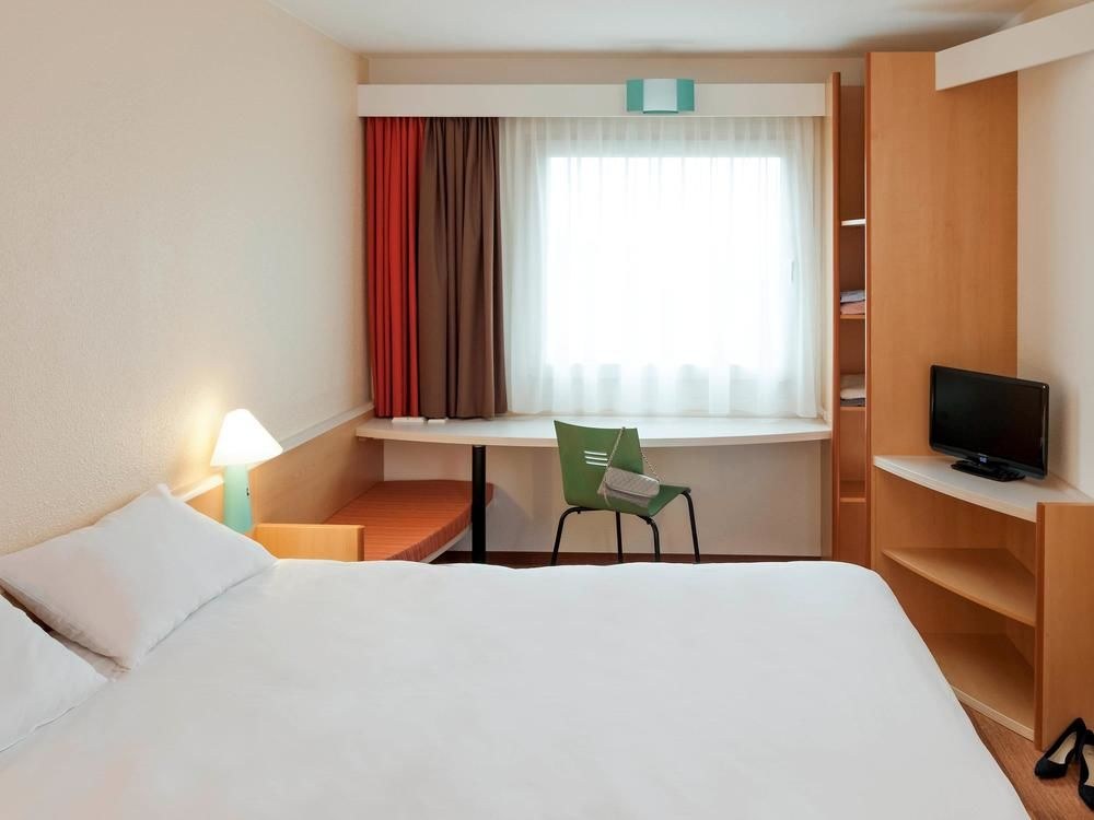 IBIS BORDEAUX CENTRE MERIADECK photo 1