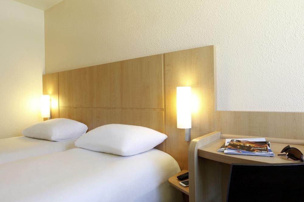 B&B HOTEL MARSEILLE CENTRE VIEUX PORT photo 3