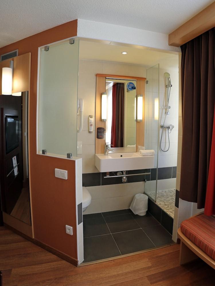 IBIS MONTPELLIER CENTRE - POLYGONE photo 4