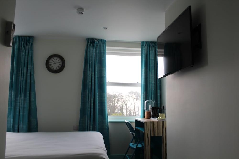 EURO HOTEL QUEENS photo 2