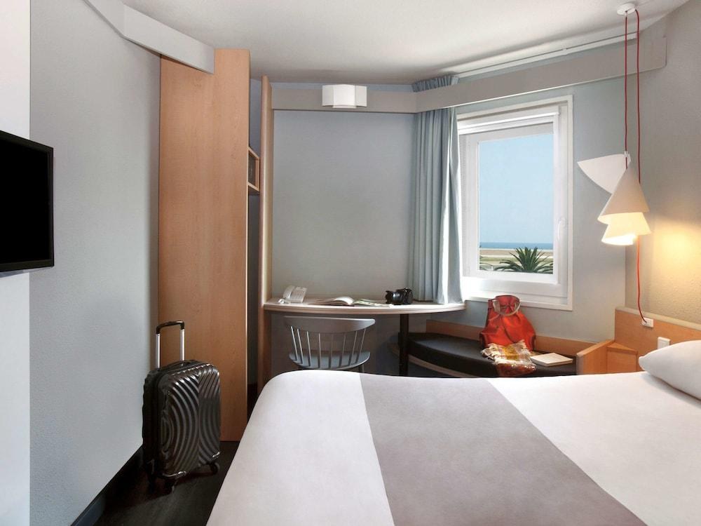 IBIS NICE AEROPORT PROMENADE DES ANGLAIS photo 2