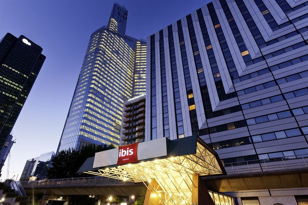 IBIS PARIS LA DEFENSE ESPLANADE photo 1