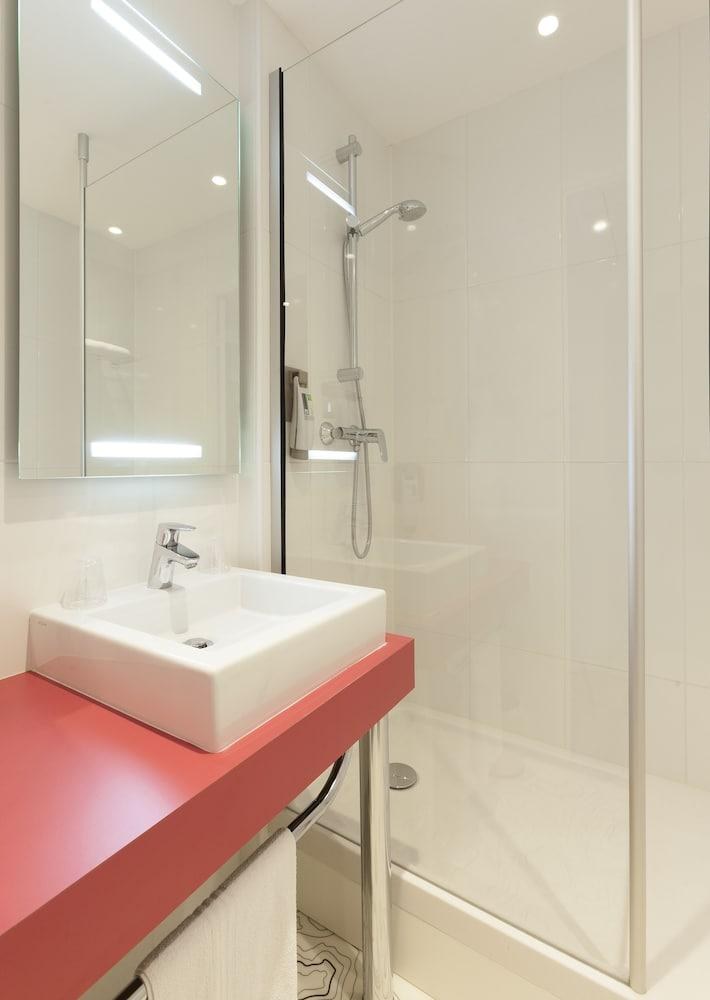 IBIS STYLES BORDEAUX SAINT MEDARD photo 3