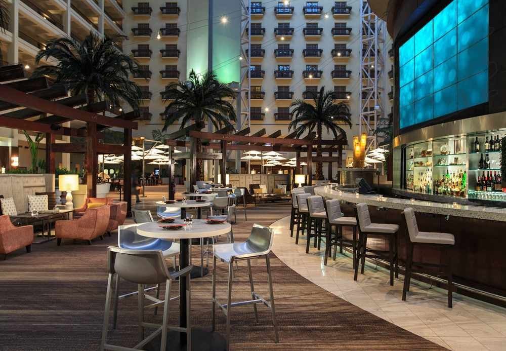 RENAISSANCE ORLANDO AT SEAWORLD®