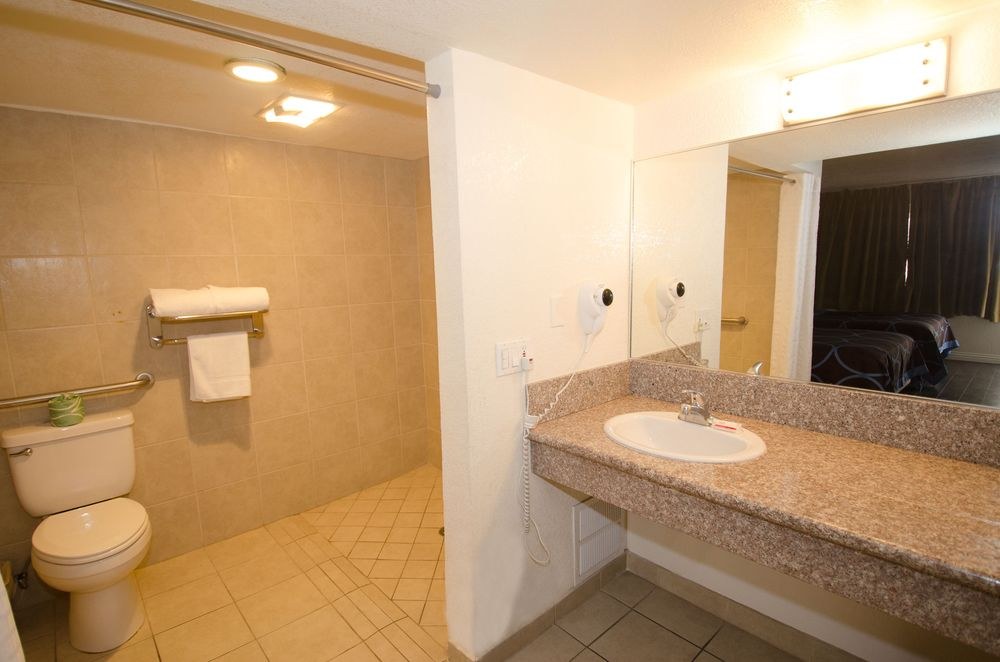 SUPER 8 BY WYNDHAM LAS VEGAS NORTH STRIP/FREMONT photo 1