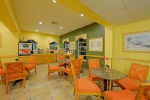 The Laureate Key West (ex Key West Bayside Inn and Suites) photo 2