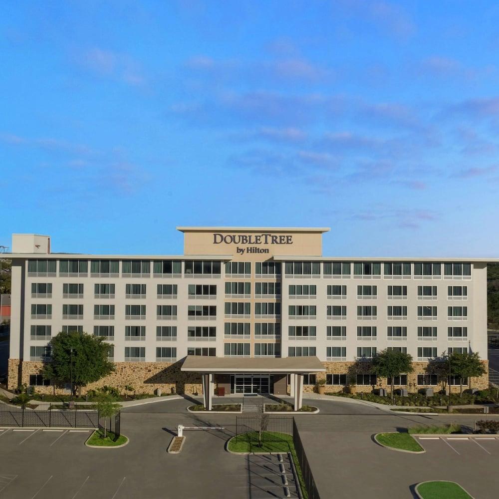 DoubleTree by Hilton San Antonio Northwest photo 3