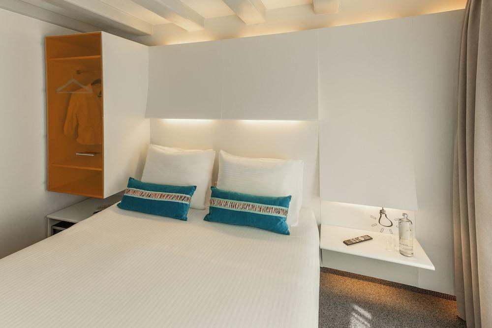 IBIS STYLES AMSTERDAM CENTRAL STATION photo 4
