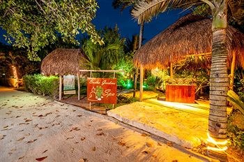 AKUMAL CARIBE photo 2