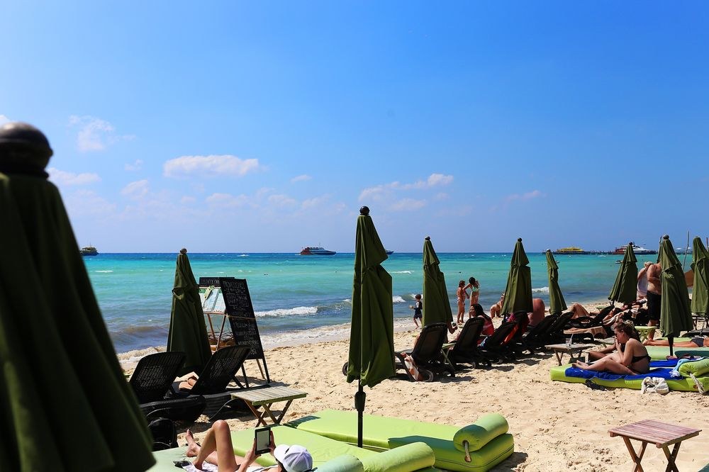 COLIBRI BEACH photo 1