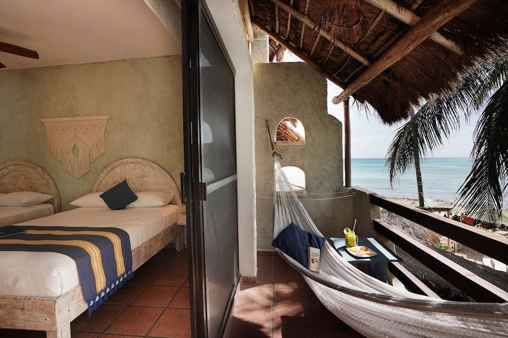 COLIBRI BEACH photo 3