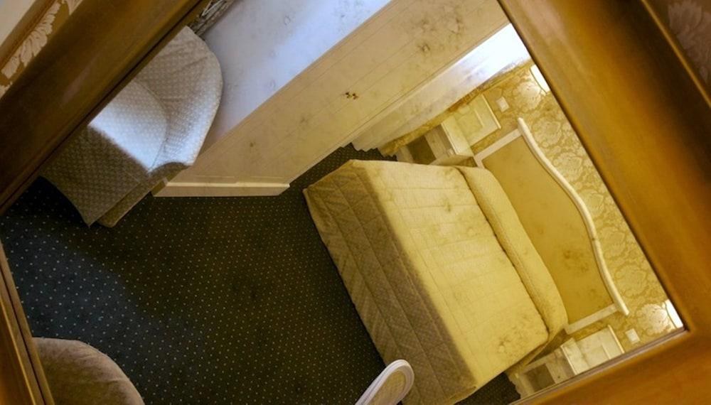 CORTE BAROZZI VENICE SUITES photo 4
