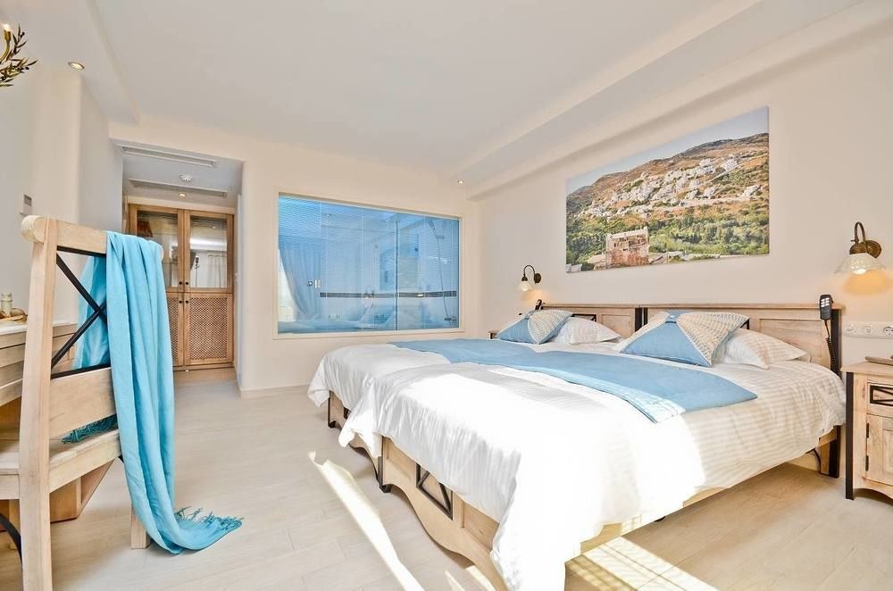 NAXOS ISLAND