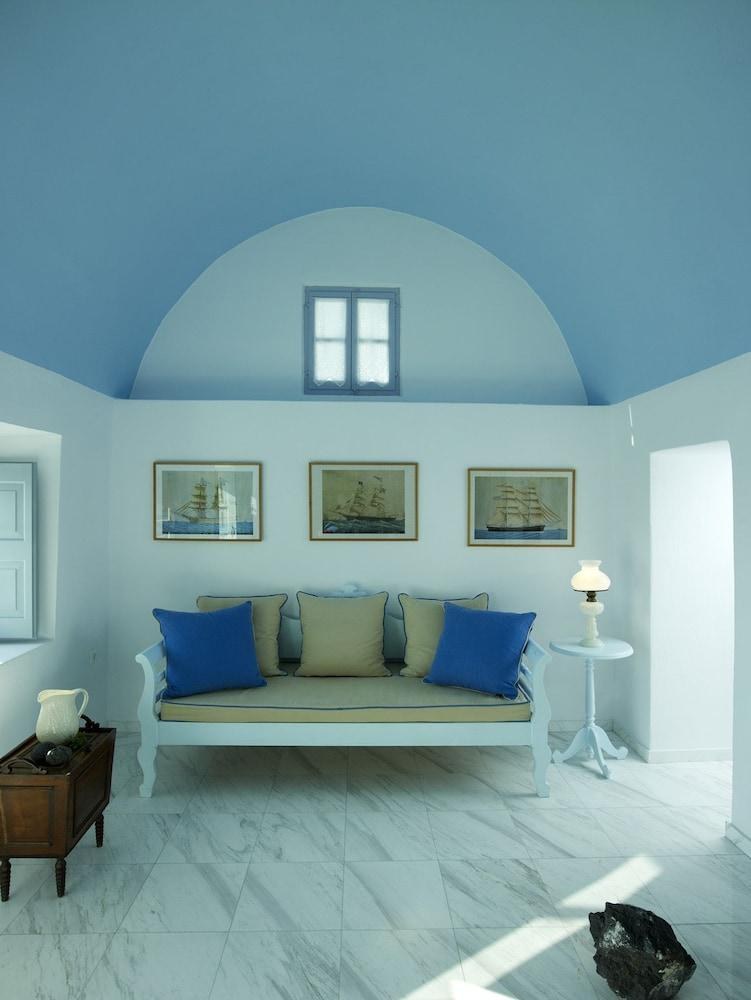 AIGIALOS LUXURY TRADITIONAL SETTLEMENT photo 2