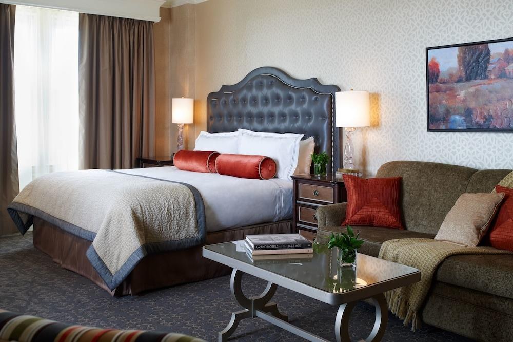 THE LENOX HOTEL photo 4