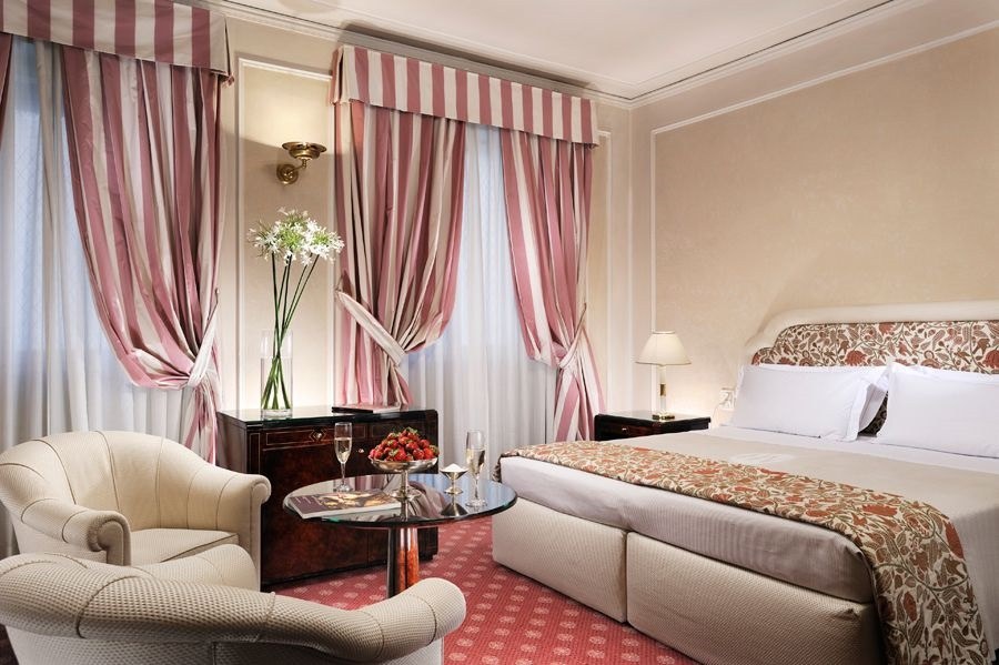HOTEL DE LA VILLE photo 2