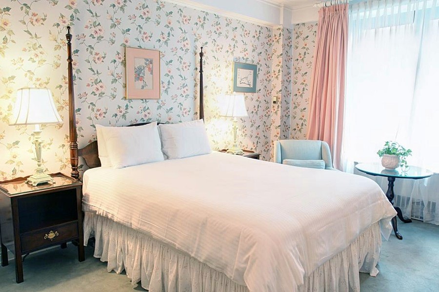 ROGER SMITH HOTEL photo 4