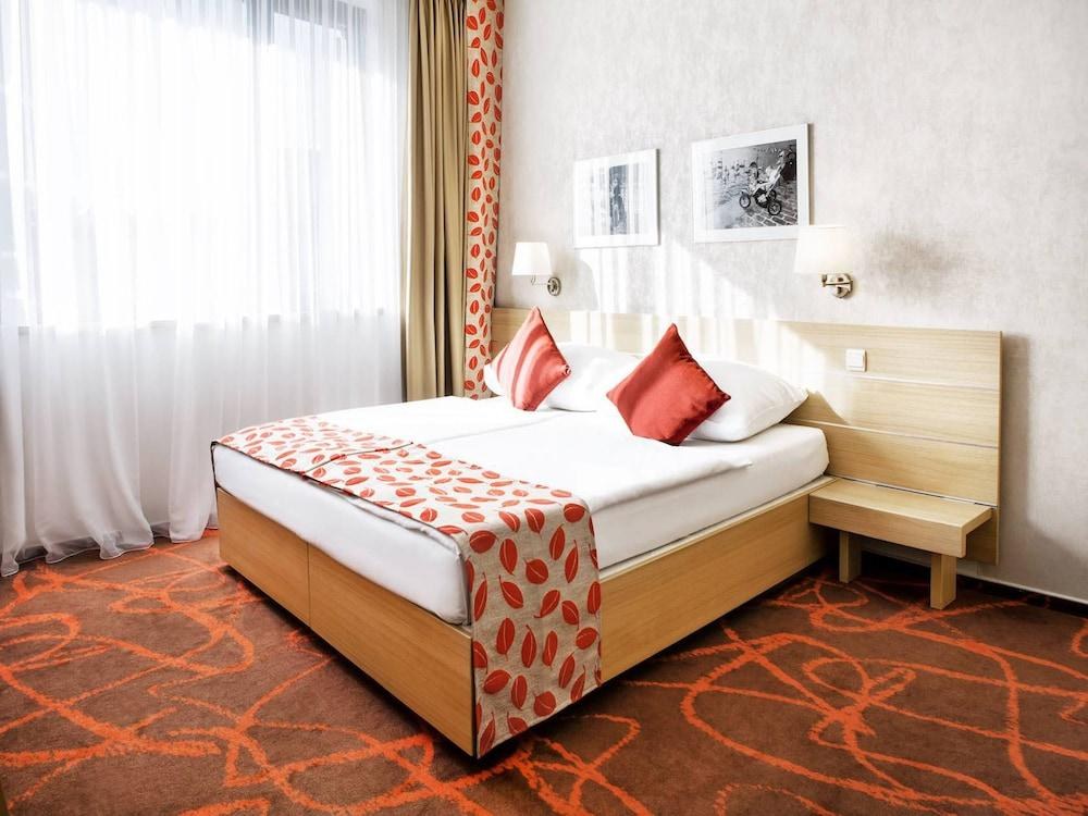 IRIS HOTEL EDEN photo 4