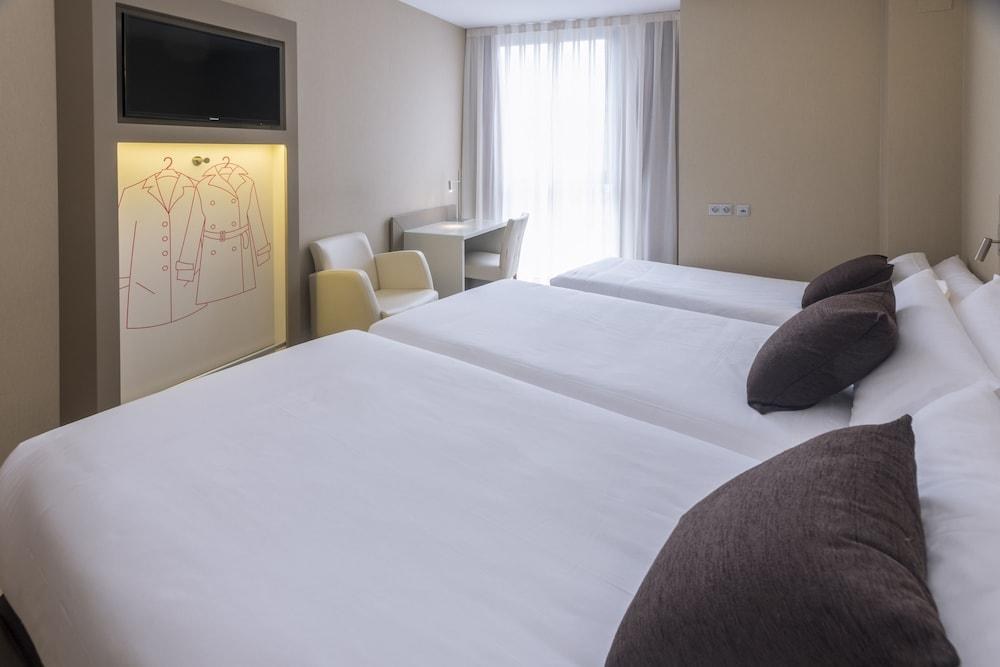SERHS Del Port Hotel photo 3