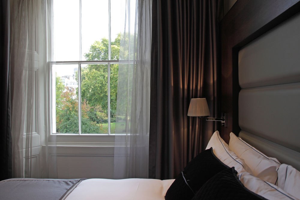 Eccleston Square photo 1