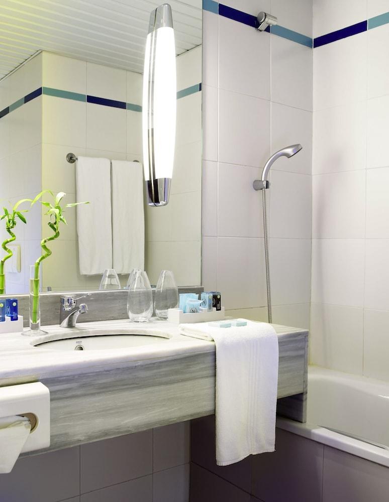 NOVOTEL BARCELONA CITY photo 3