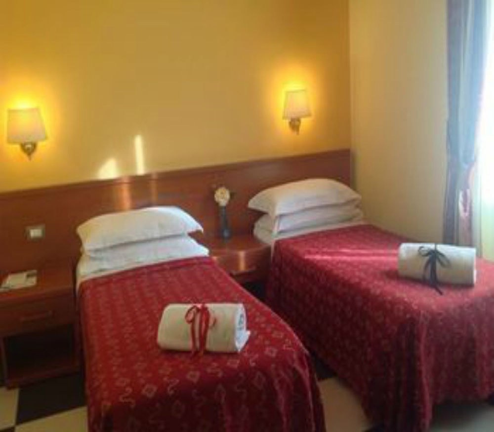 Adas Hotel photo 1