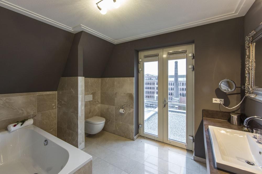 Luxury Suites Amsterdam photo 3