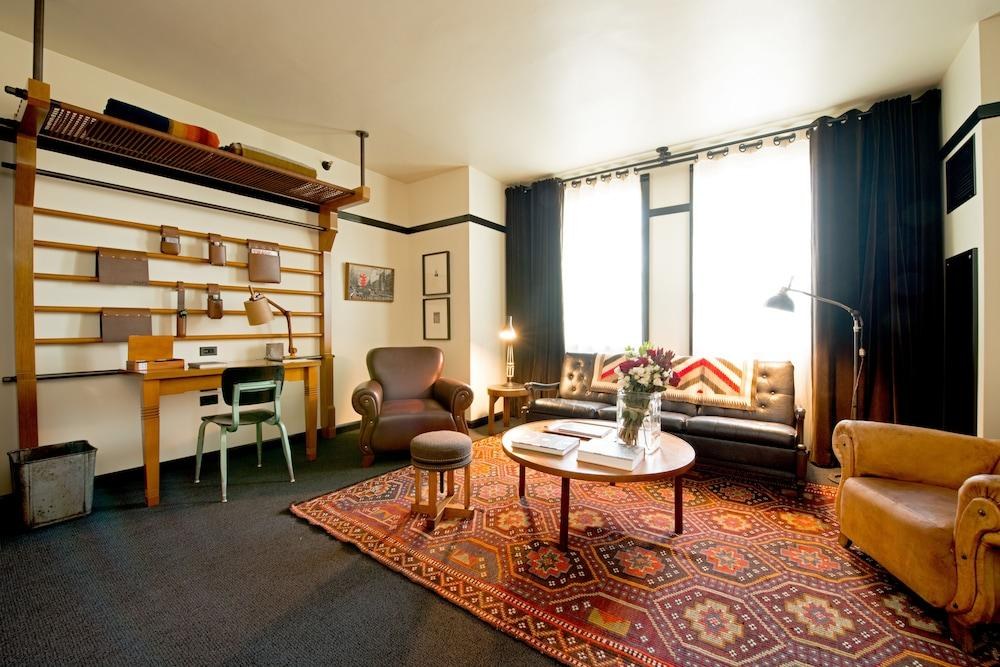 Chicago Athletic Association Hotel photo 3