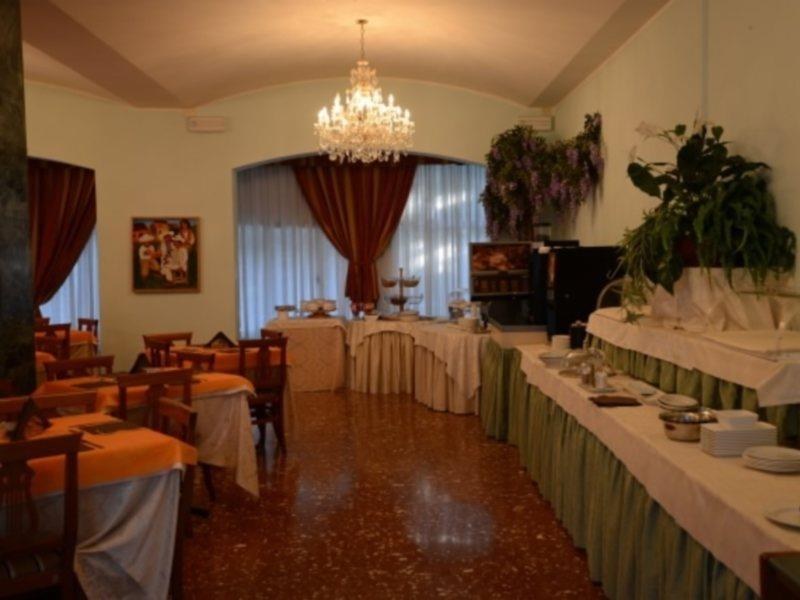 Esedra photo 3