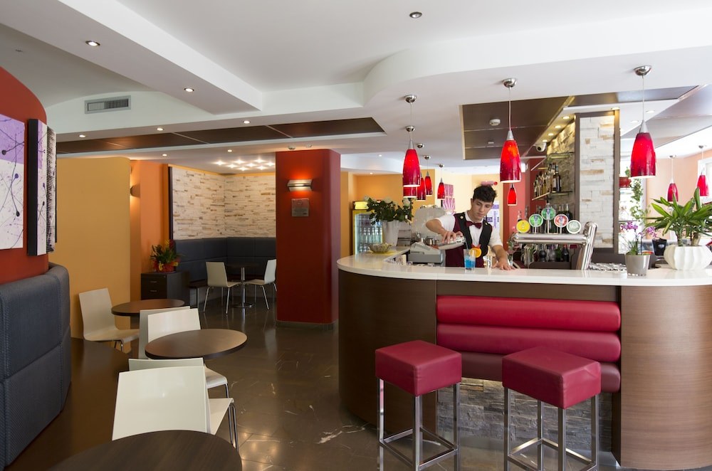 Sheila Aparthotel photo 1
