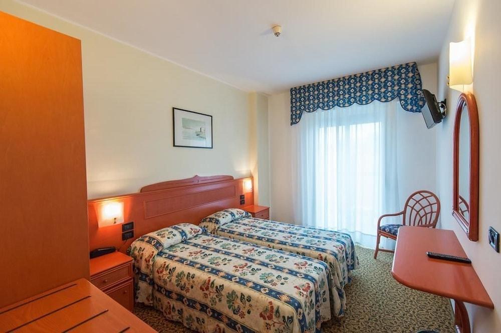 Brioni Sea Hotel photo 3