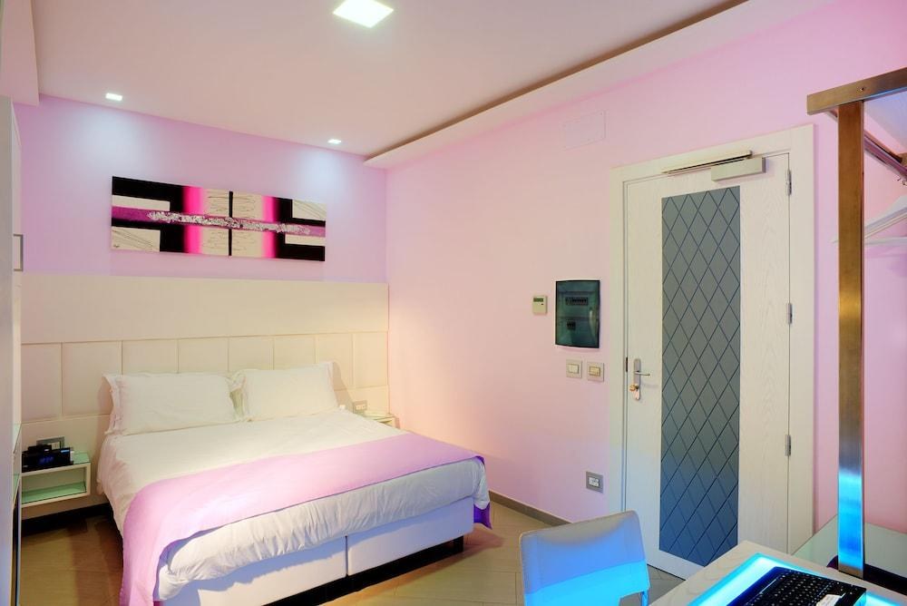 Tasso Suites photo 3